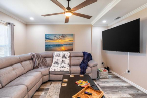 Cozy 5BR Getaway with BBQ, Games & Near Attractions